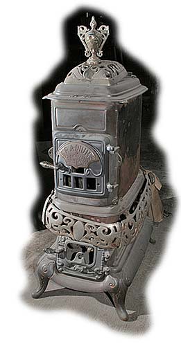 6-16: Woods Evertz Stove Company, Radium Parlor Heater, Model 23
